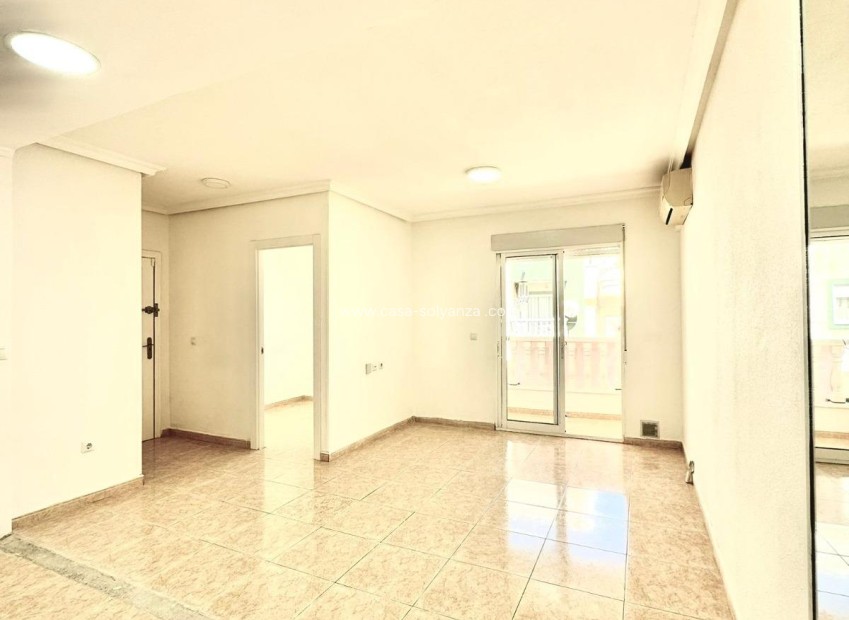 Wiederverkauf - Wohnung - Torrevieja - Center