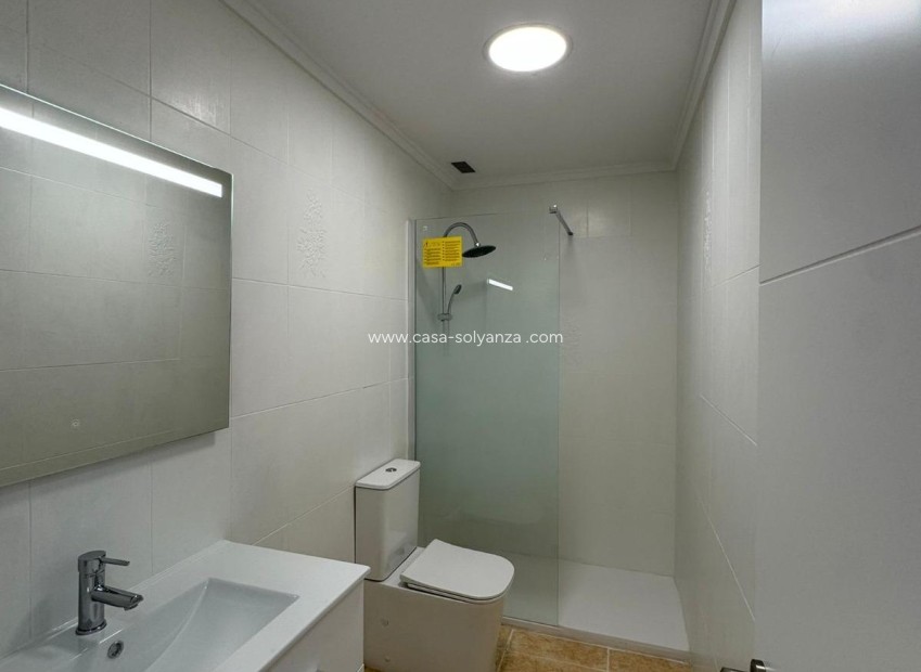 Wiederverkauf - Wohnung - Torrevieja - Center