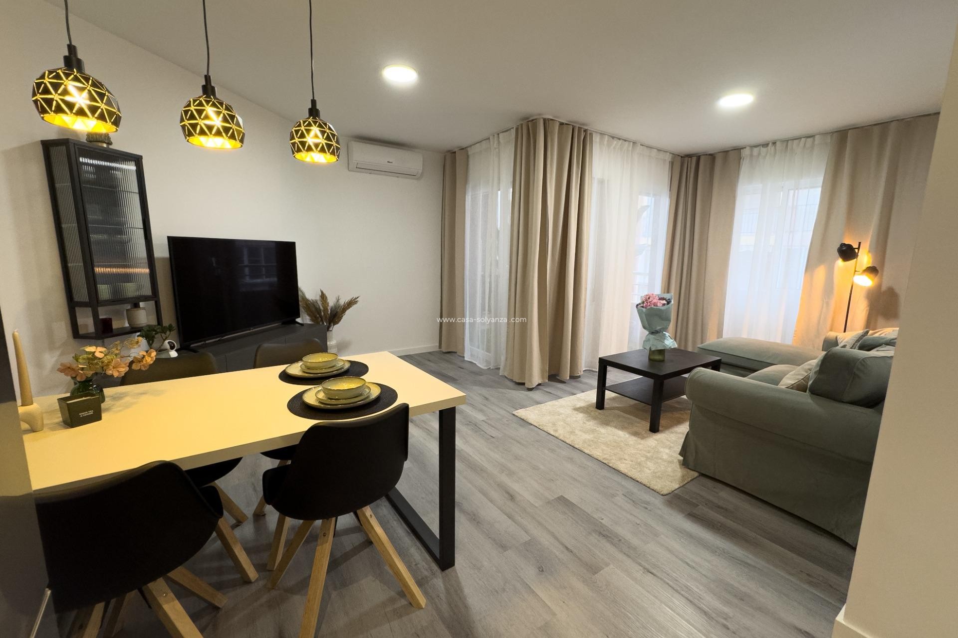 Wiederverkauf - Wohnung - Torrevieja - Center