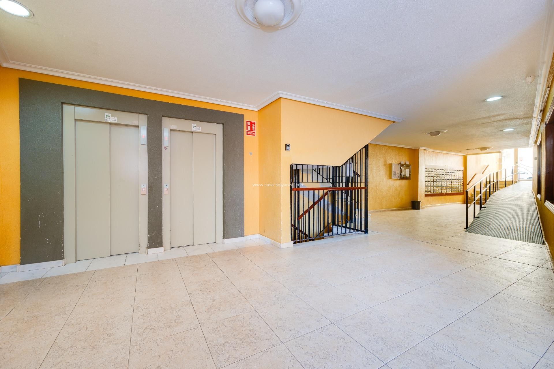 Wiederverkauf - Wohnung - Torrevieja - Center