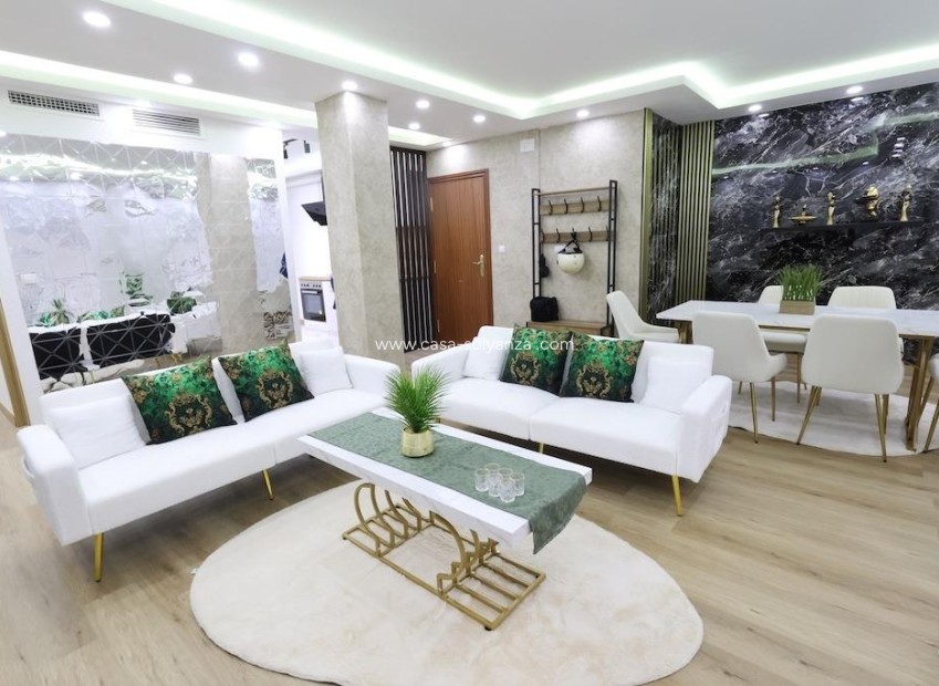 Wiederverkauf - Wohnung - Torrevieja - Center