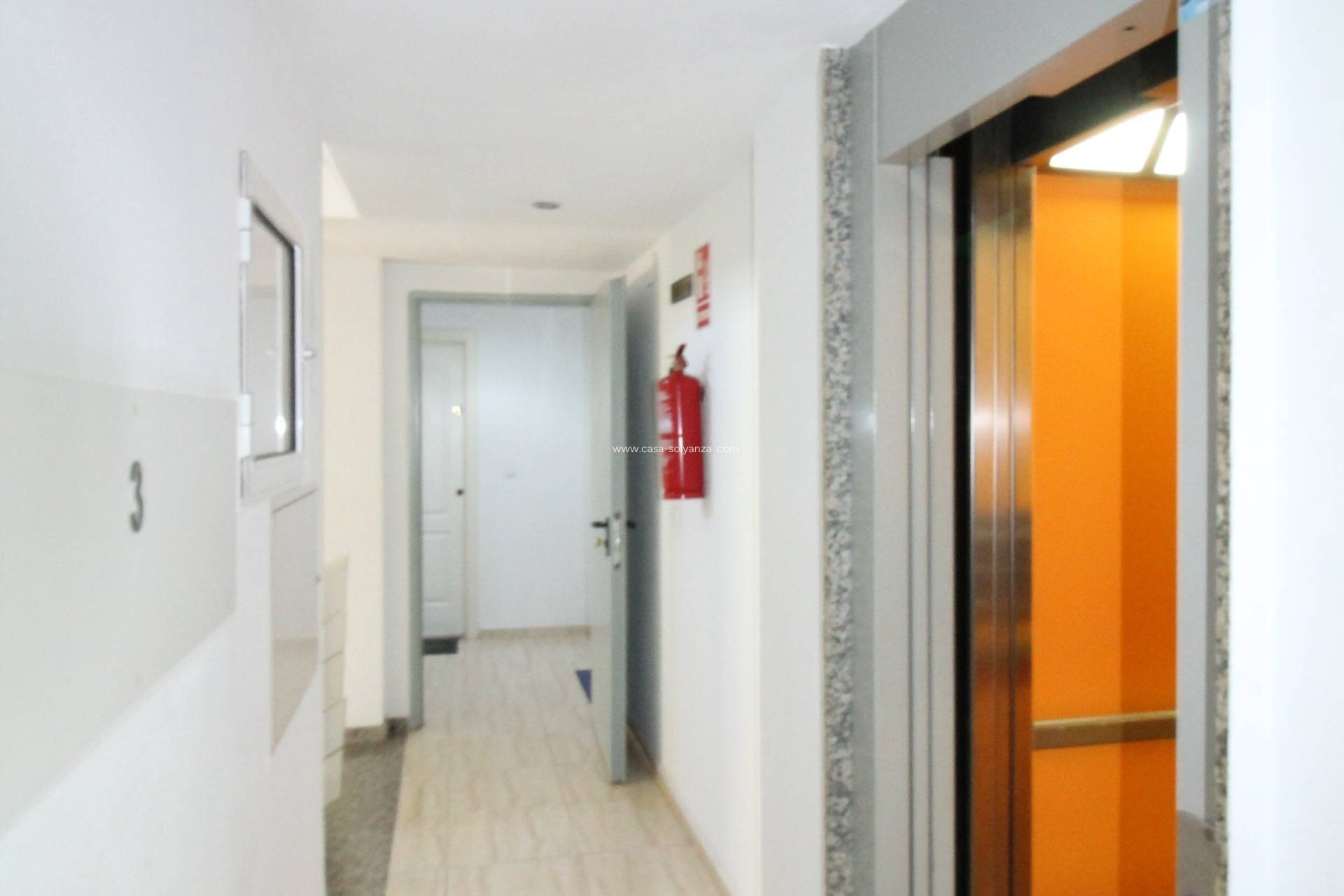 Wiederverkauf - Wohnung - Torrevieja - Center