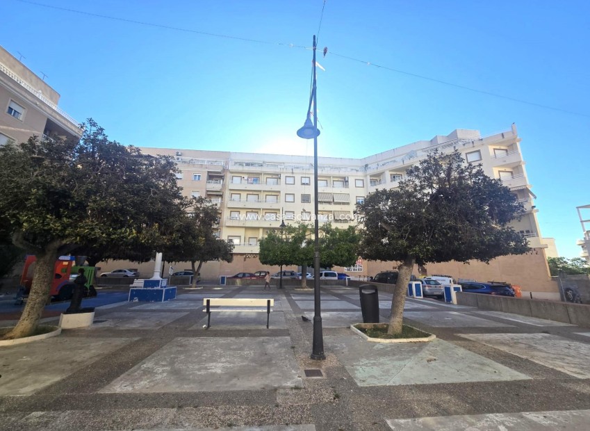 Wiederverkauf - Wohnung - Torrevieja - Center