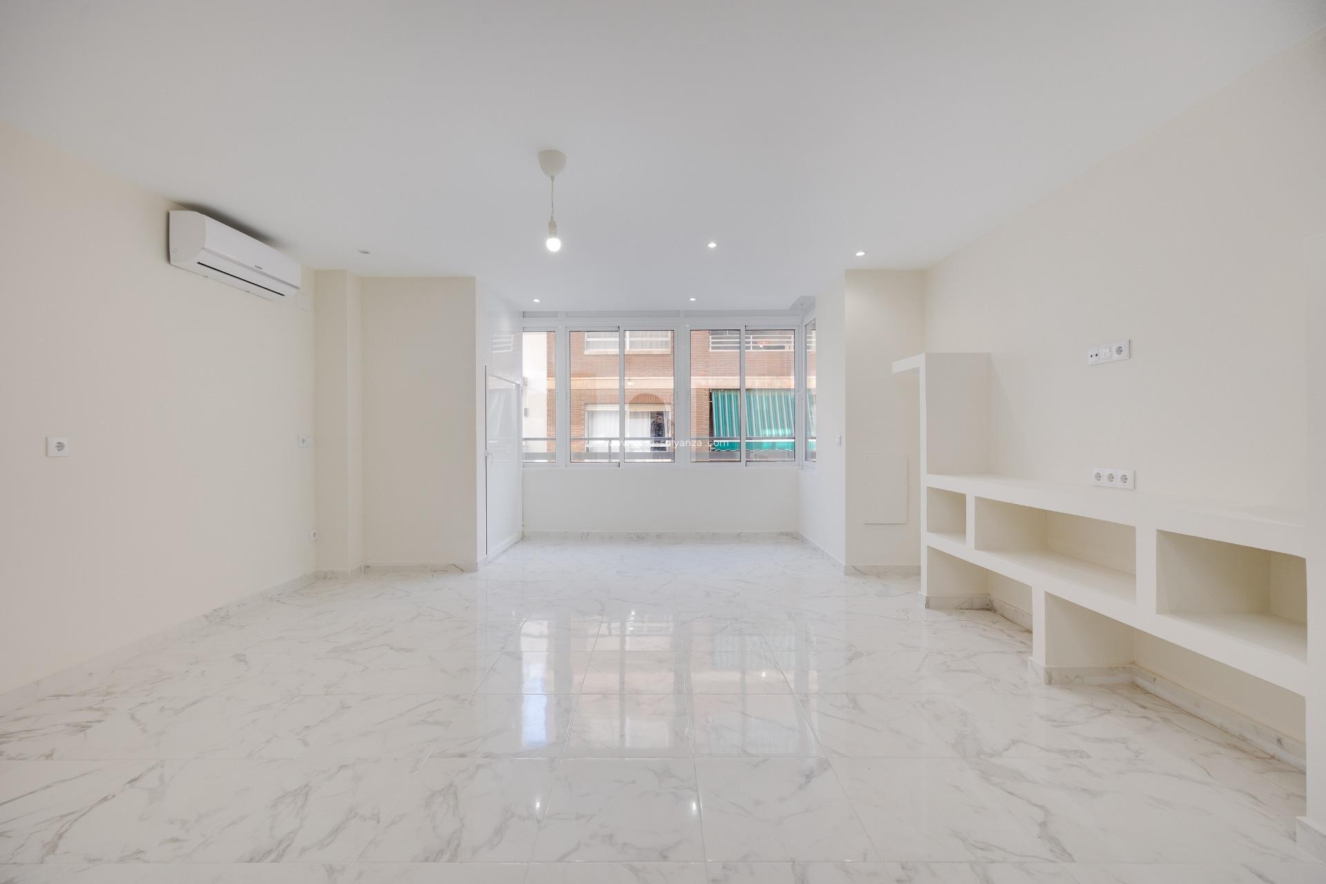 Wiederverkauf - Wohnung - Torrevieja - Center
