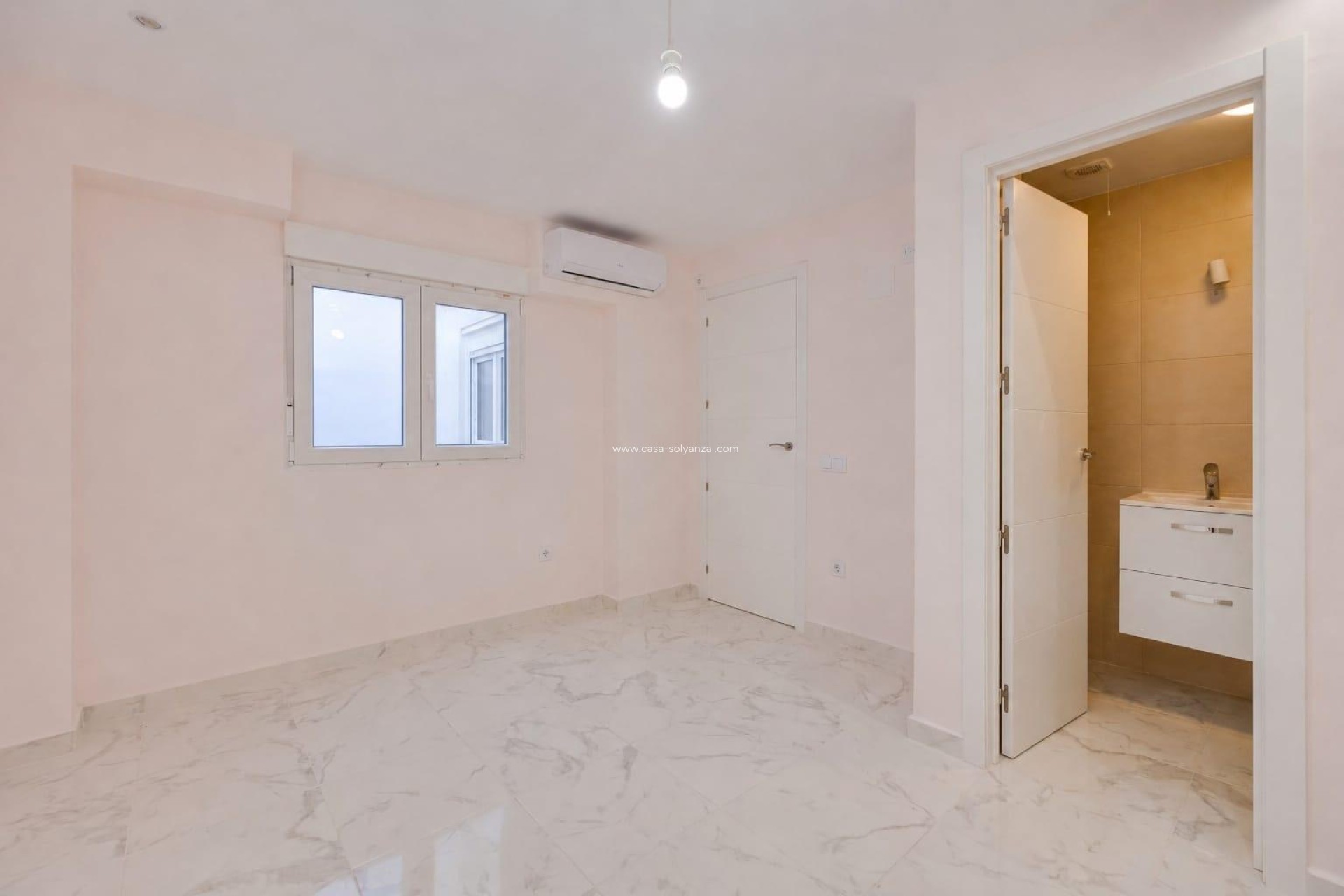Wiederverkauf - Wohnung - Torrevieja - Center