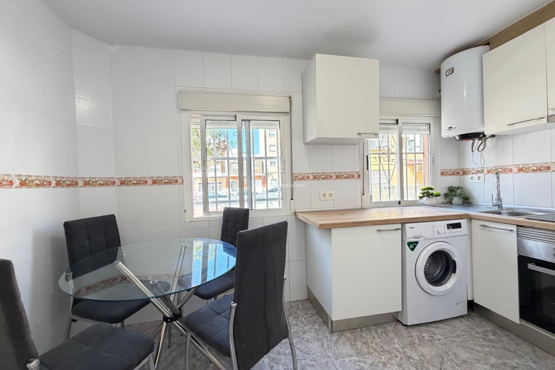 Wiederverkauf - Wohnung - Torrevieja - Center
