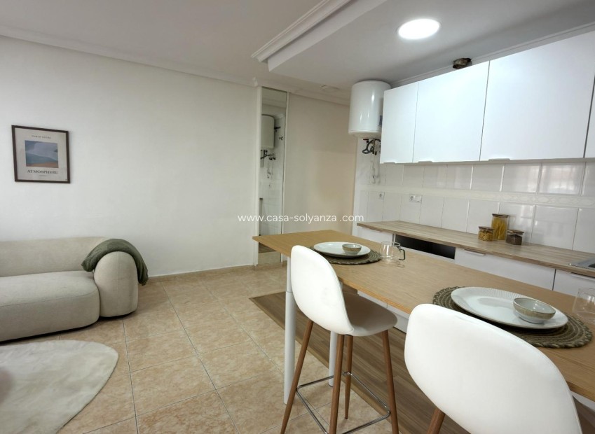 Wiederverkauf - Wohnung - Torrevieja - Center