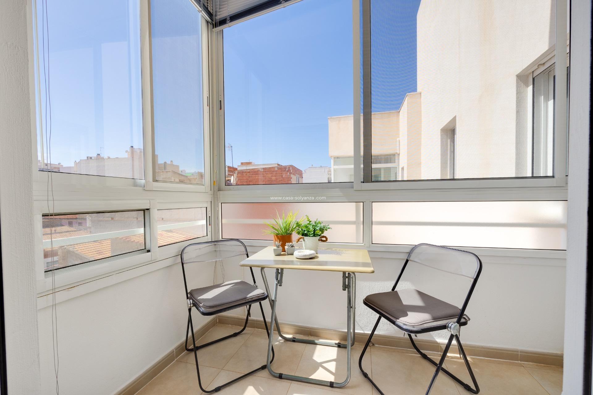 Wiederverkauf - Wohnung - Torrevieja - Center