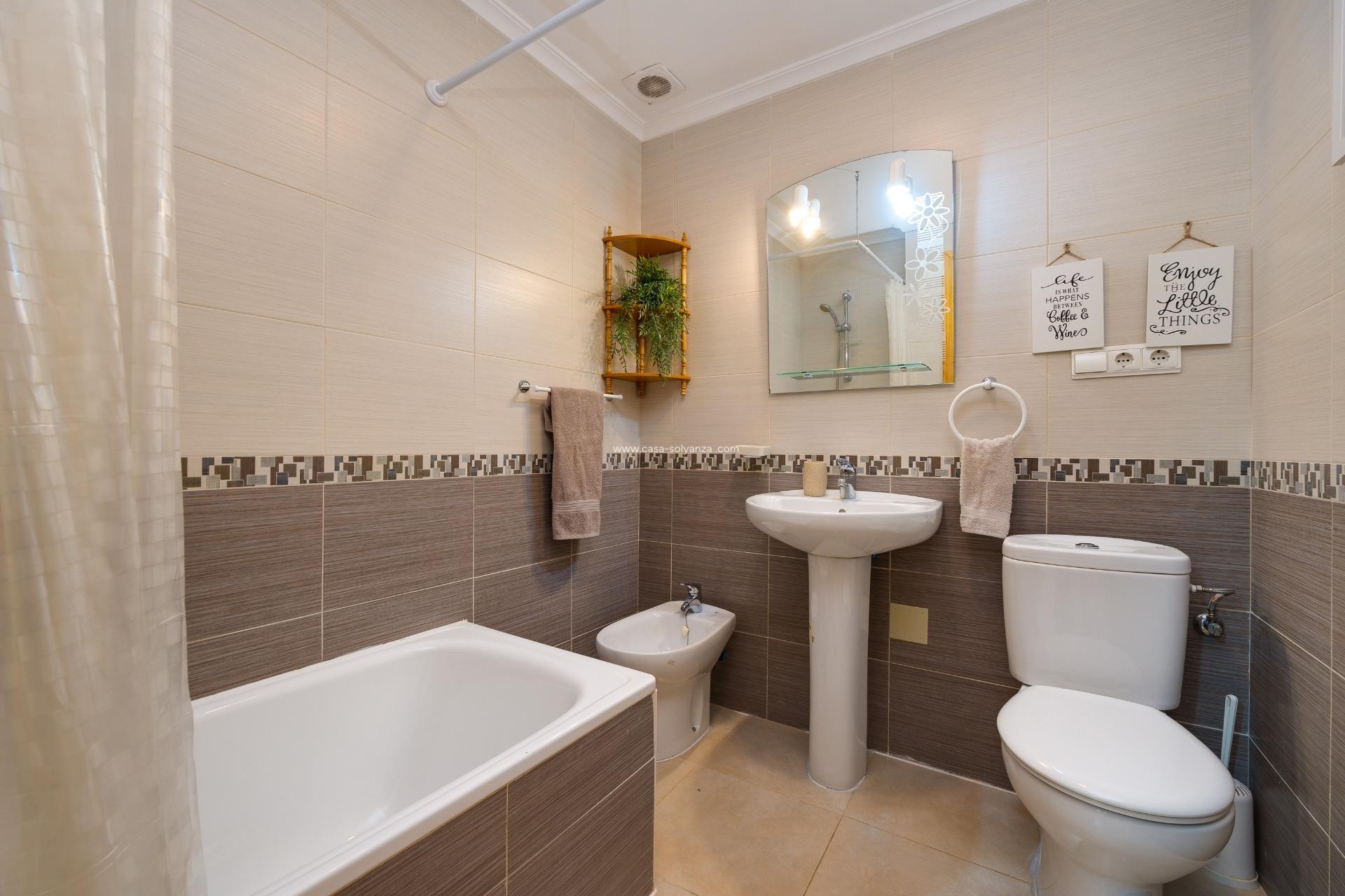 Wiederverkauf - Wohnung - Torrevieja - Center