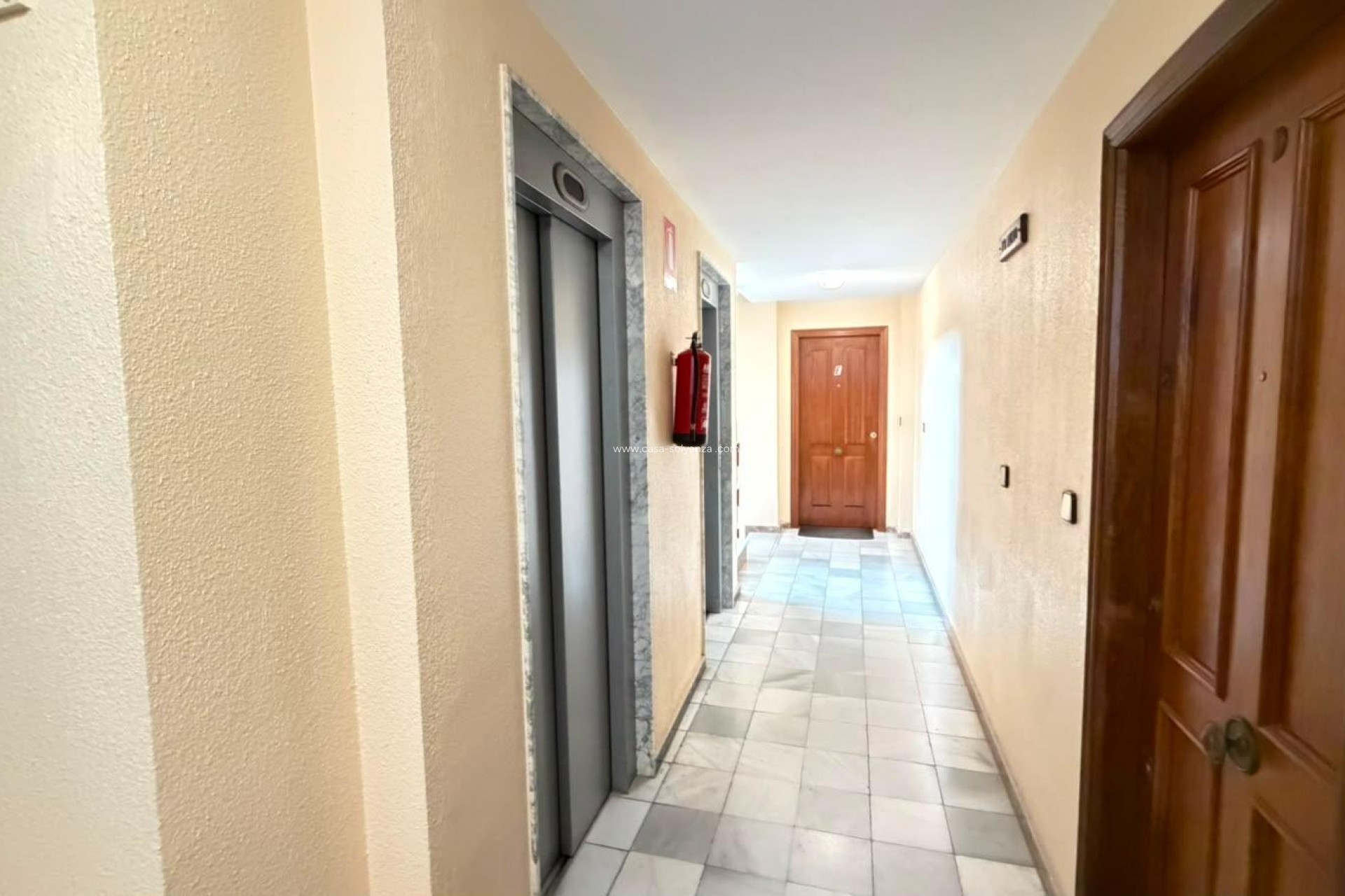 Wiederverkauf - Wohnung - Torrevieja - Centro - Muelle Pesquero