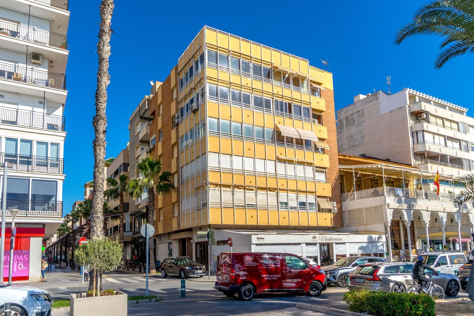 Wiederverkauf - Wohnung - Torrevieja - Centro - Muelle Pesquero