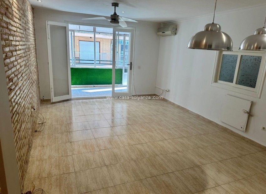 Wiederverkauf - Wohnung - Torrevieja - El Acequión - Los Náufragos