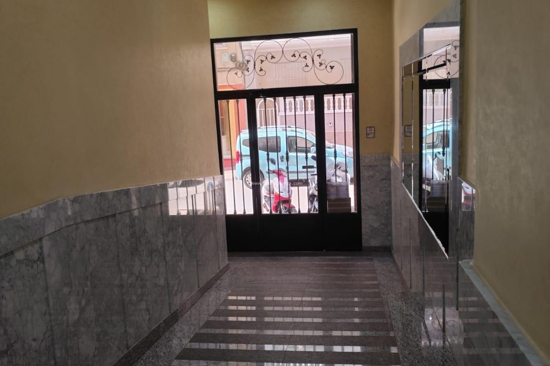 Wiederverkauf - Wohnung - Torrevieja - Habaneras