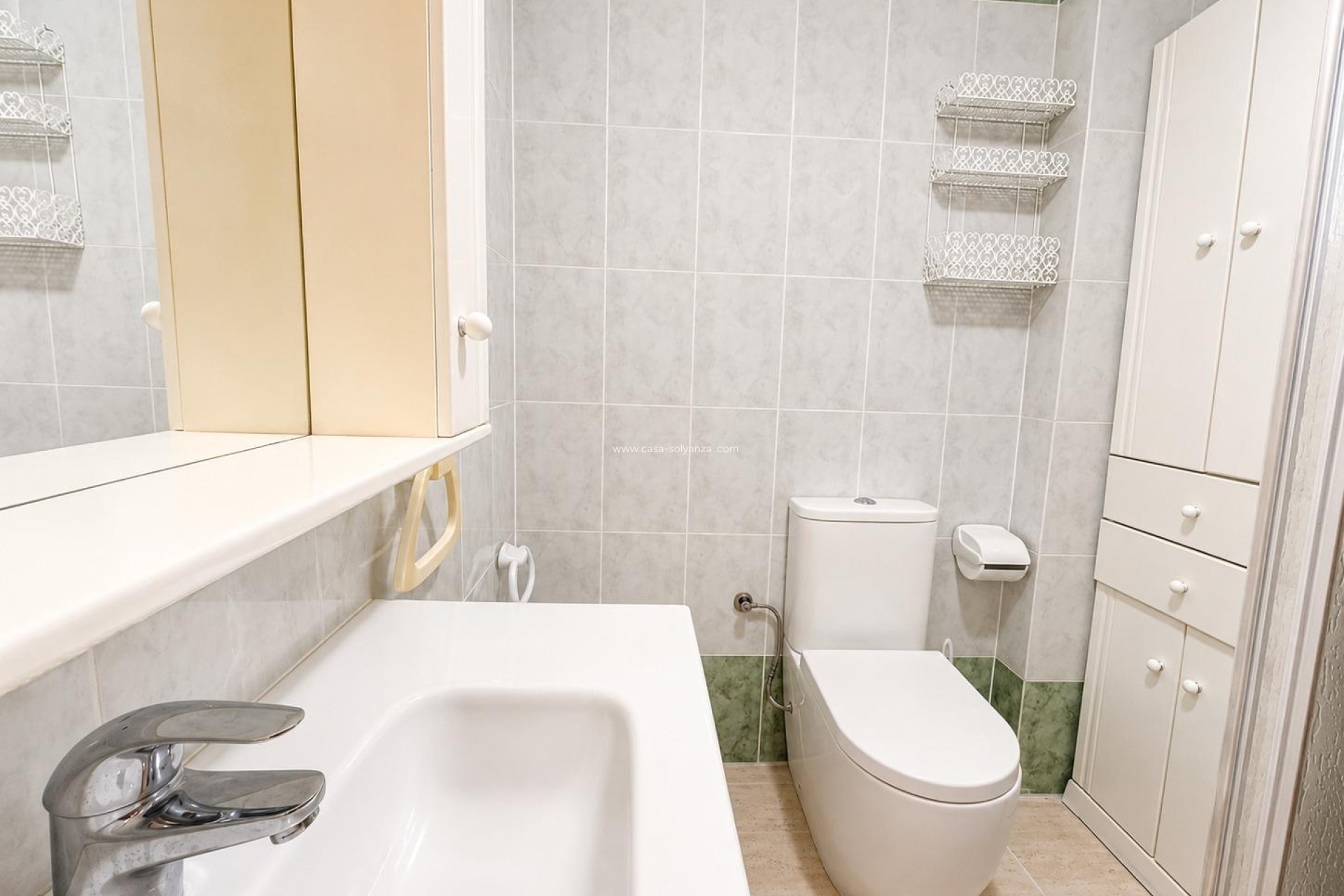Wiederverkauf - Wohnung - Torrevieja - Habaneras