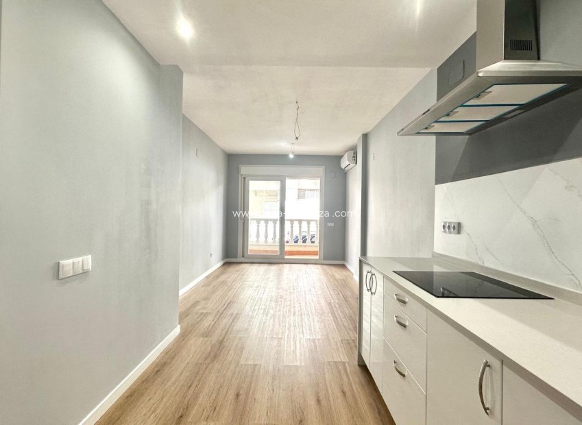 Wiederverkauf - Wohnung - Torrevieja - La Mata