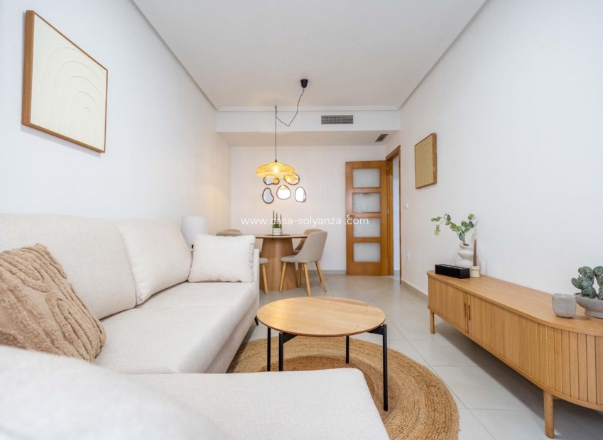 Wiederverkauf - Wohnung - Torrevieja - Las calas