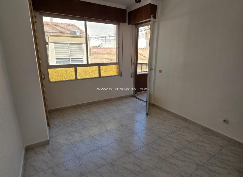 Wiederverkauf - Wohnung - Torrevieja - Las Piscinas Naturales