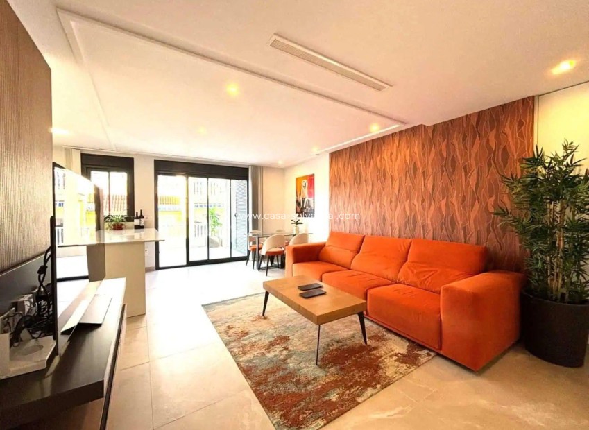 Wiederverkauf - Wohnung - Torrevieja - Las Piscinas Naturales