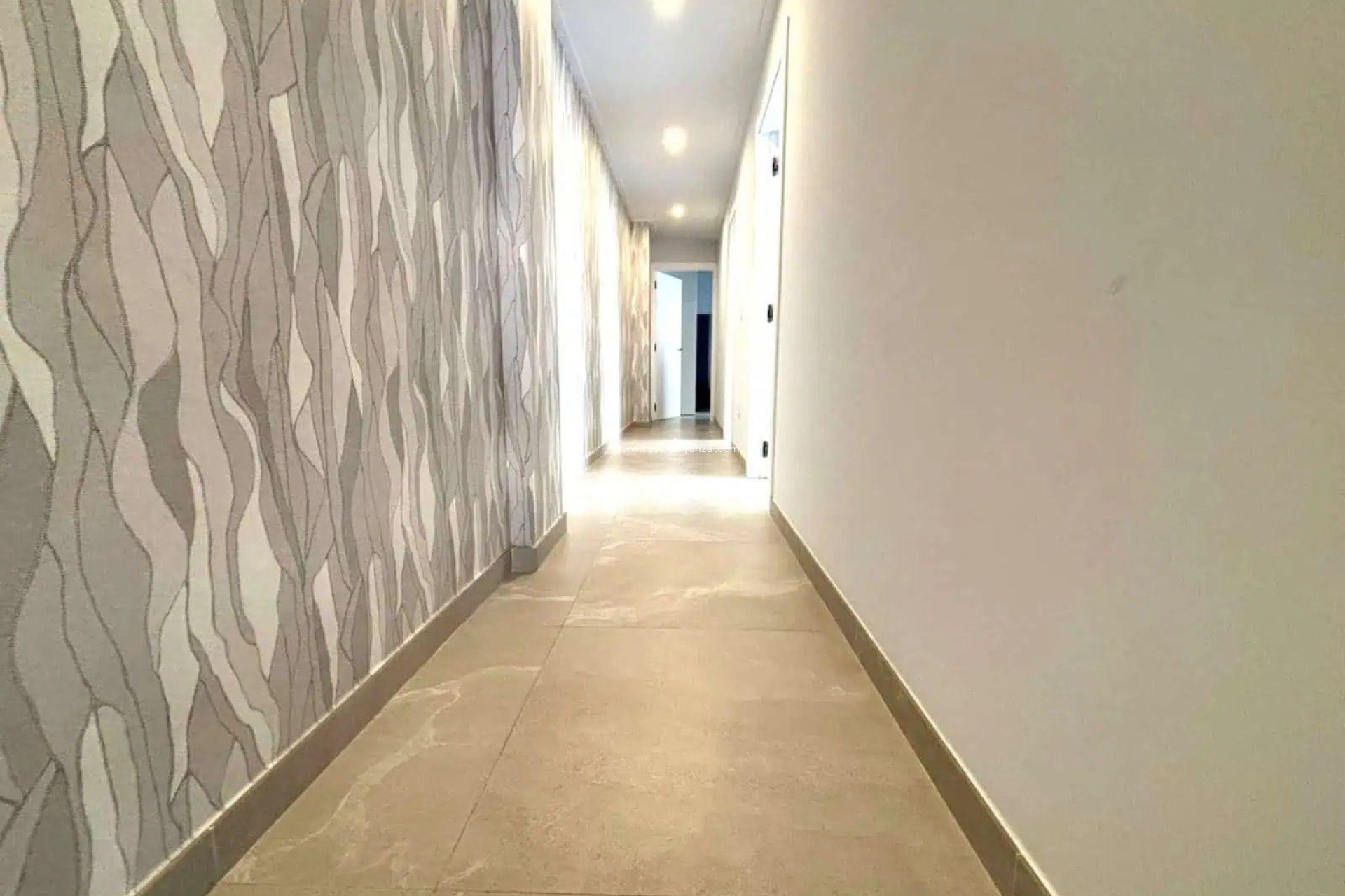 Wiederverkauf - Wohnung - Torrevieja - Las Piscinas Naturales