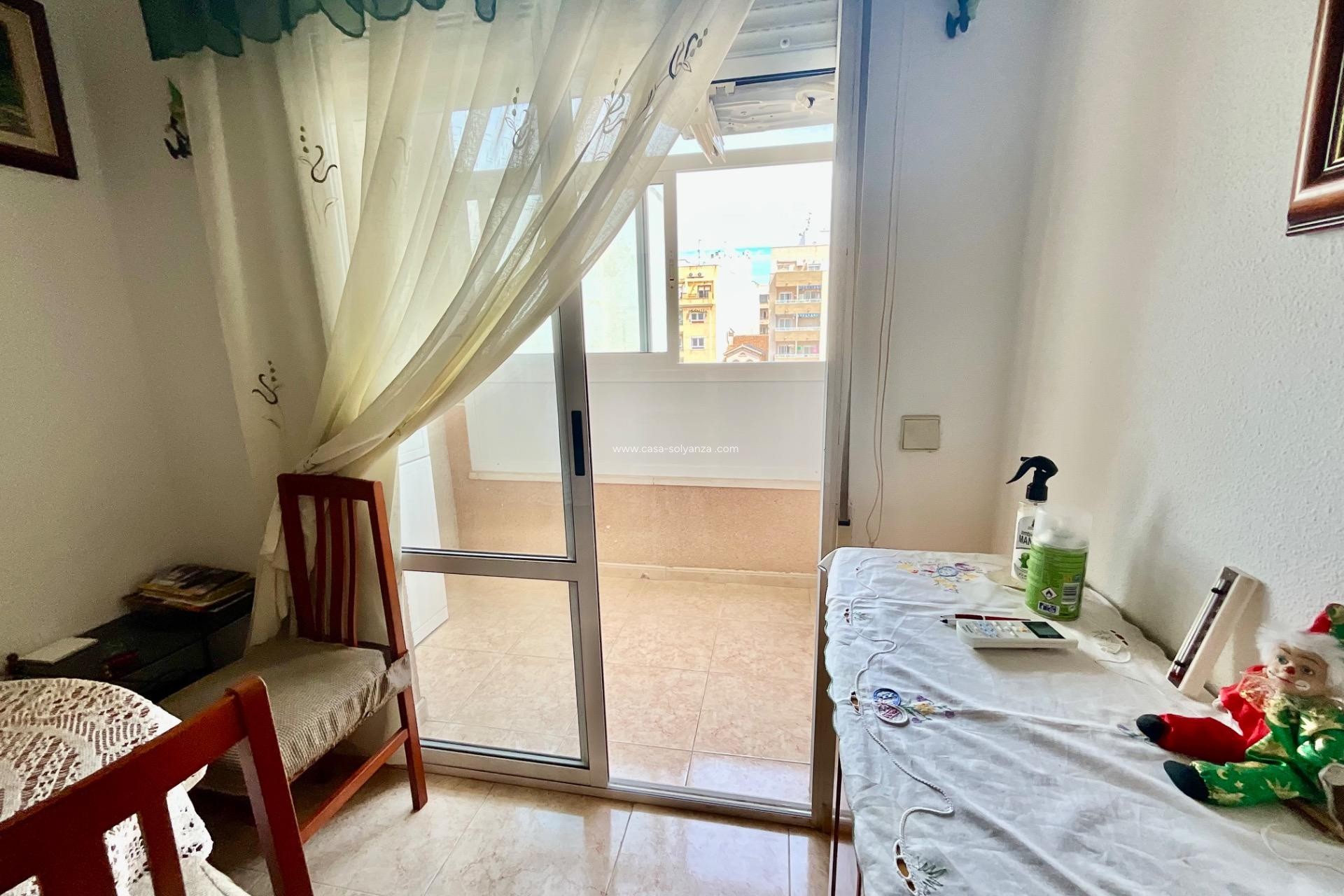 Wiederverkauf - Wohnung - Torrevieja - PARQUE DE LAS NACIONES