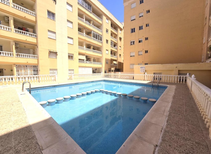 Wiederverkauf - Wohnung - Torrevieja - Parque Las Naciones