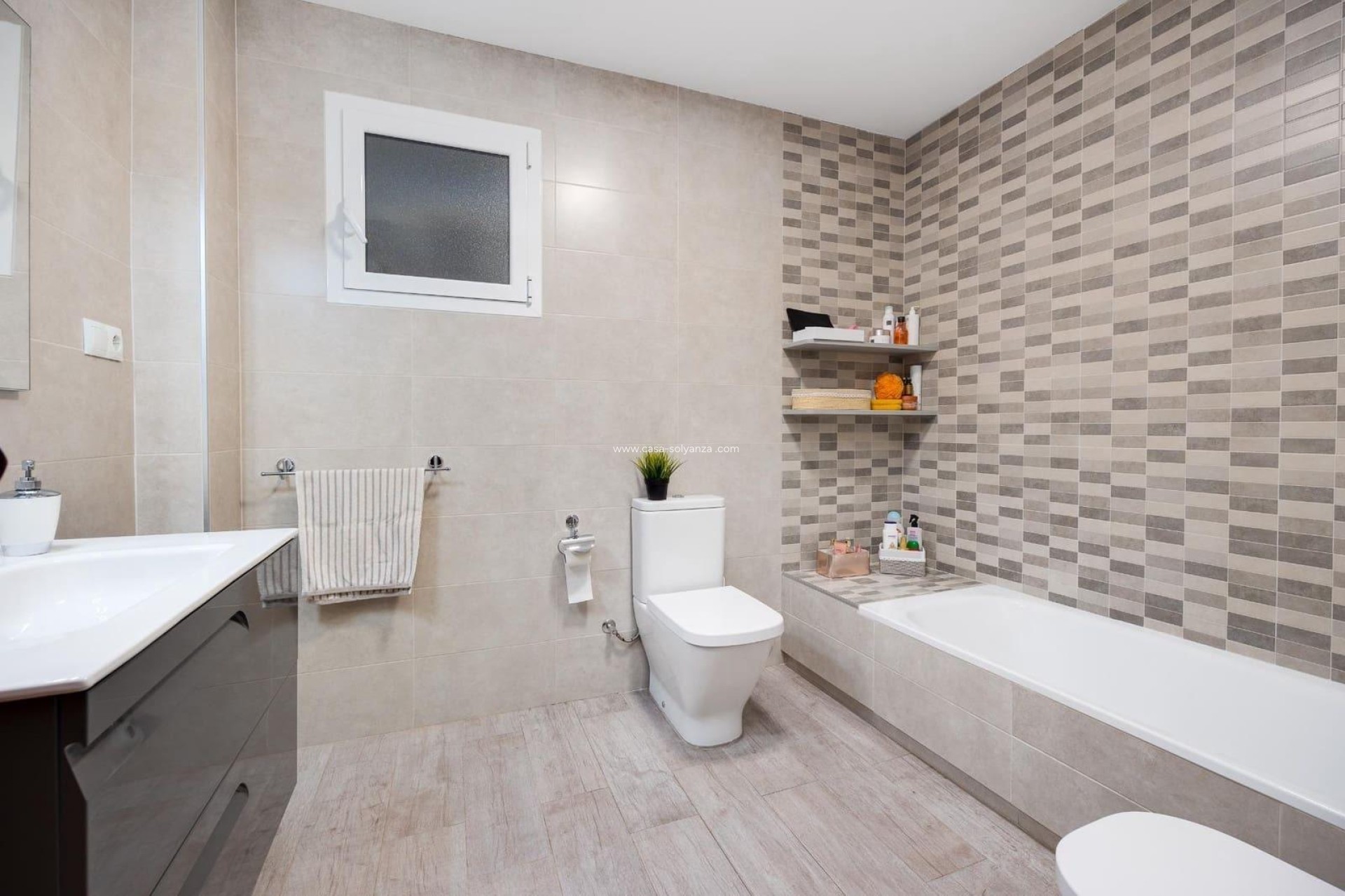 Wiederverkauf - Wohnung - Torrevieja - Paseo Maritimo