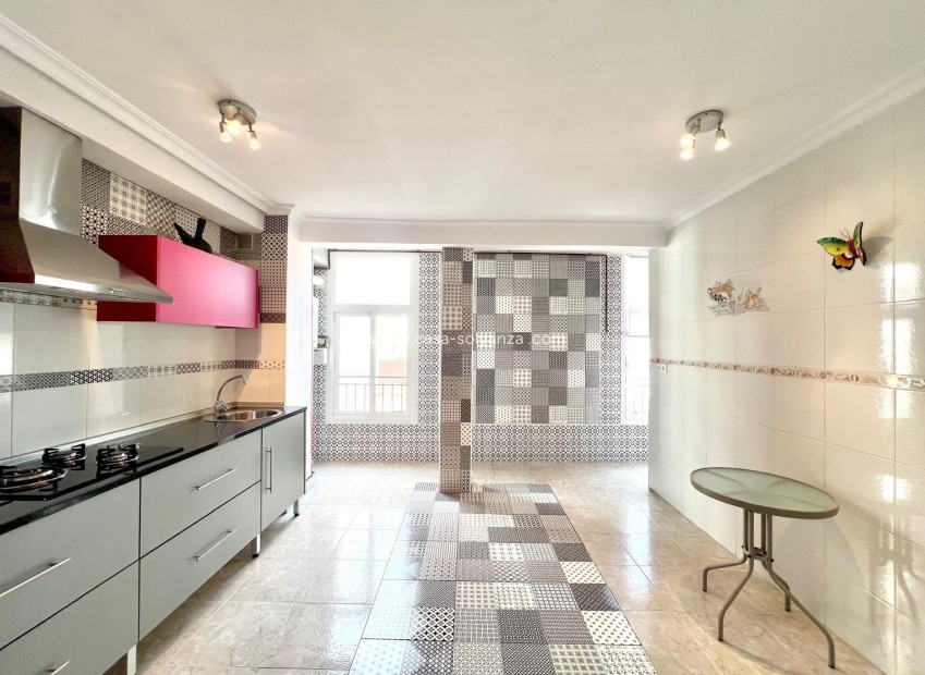 Wiederverkauf - Wohnung - Torrevieja - Paseo Maritimo