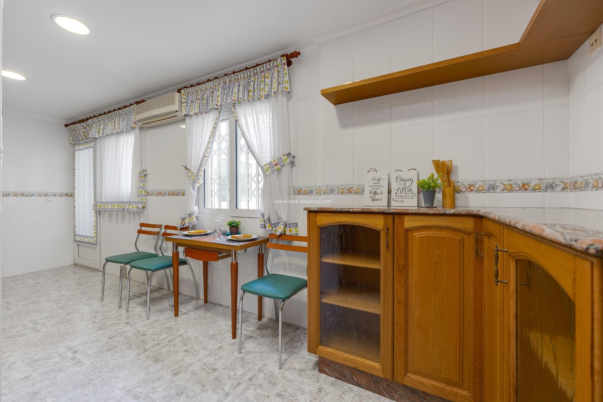 Wiederverkauf - Wohnung - Torrevieja - Paseo Maritimo