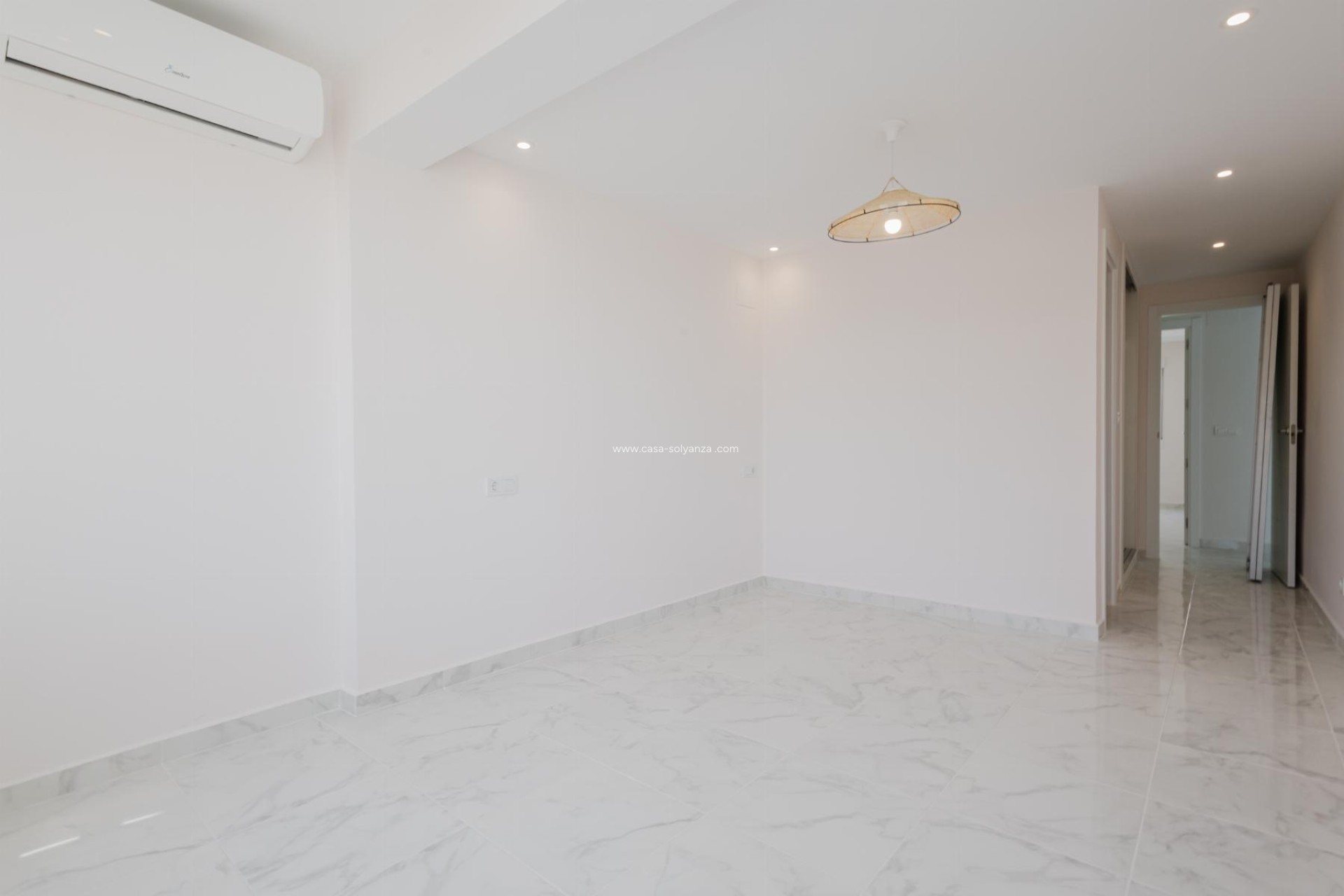 Wiederverkauf - Wohnung - Torrevieja - Playa de La Acequion