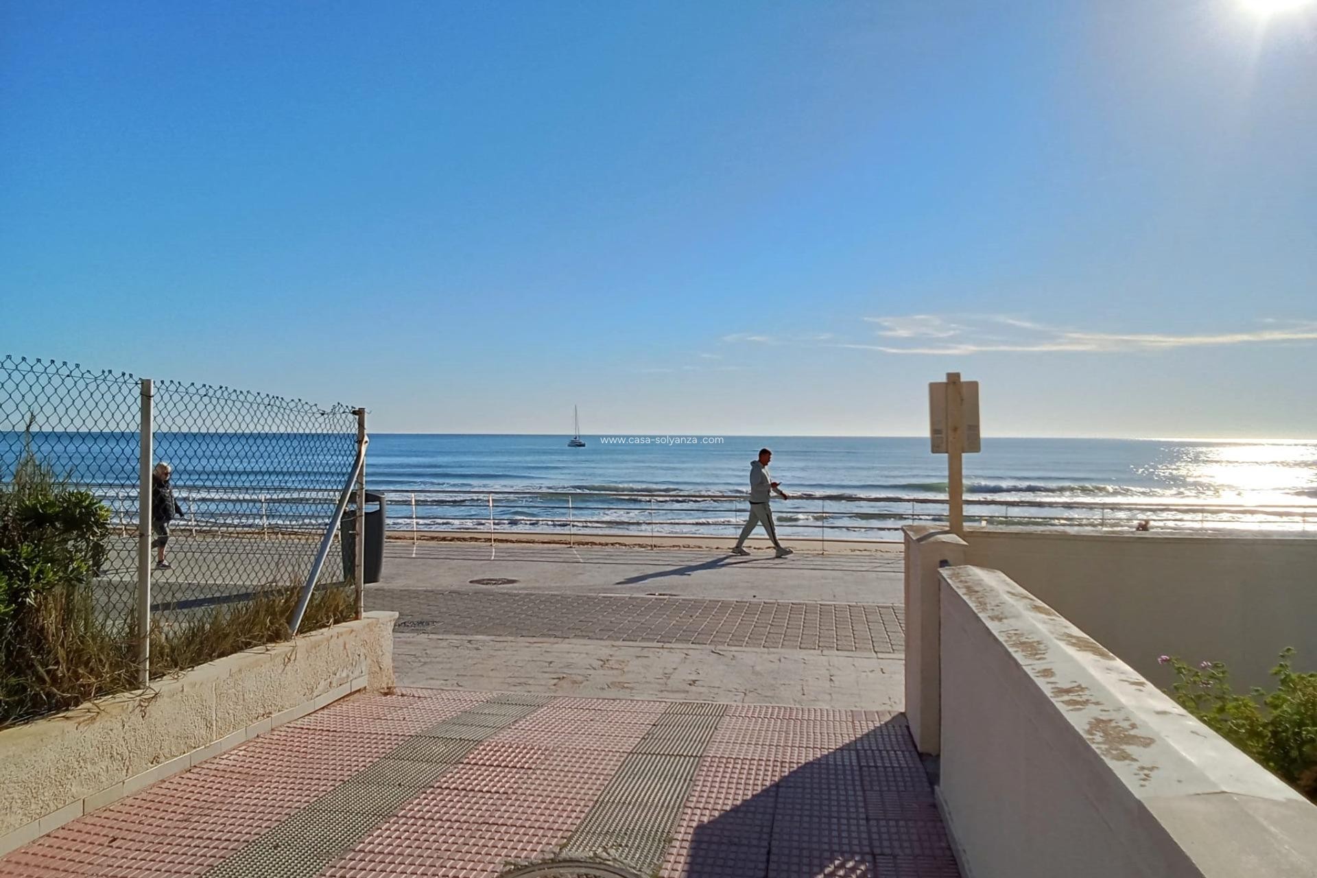 Wiederverkauf - Wohnung - Torrevieja - Playa De La Mata