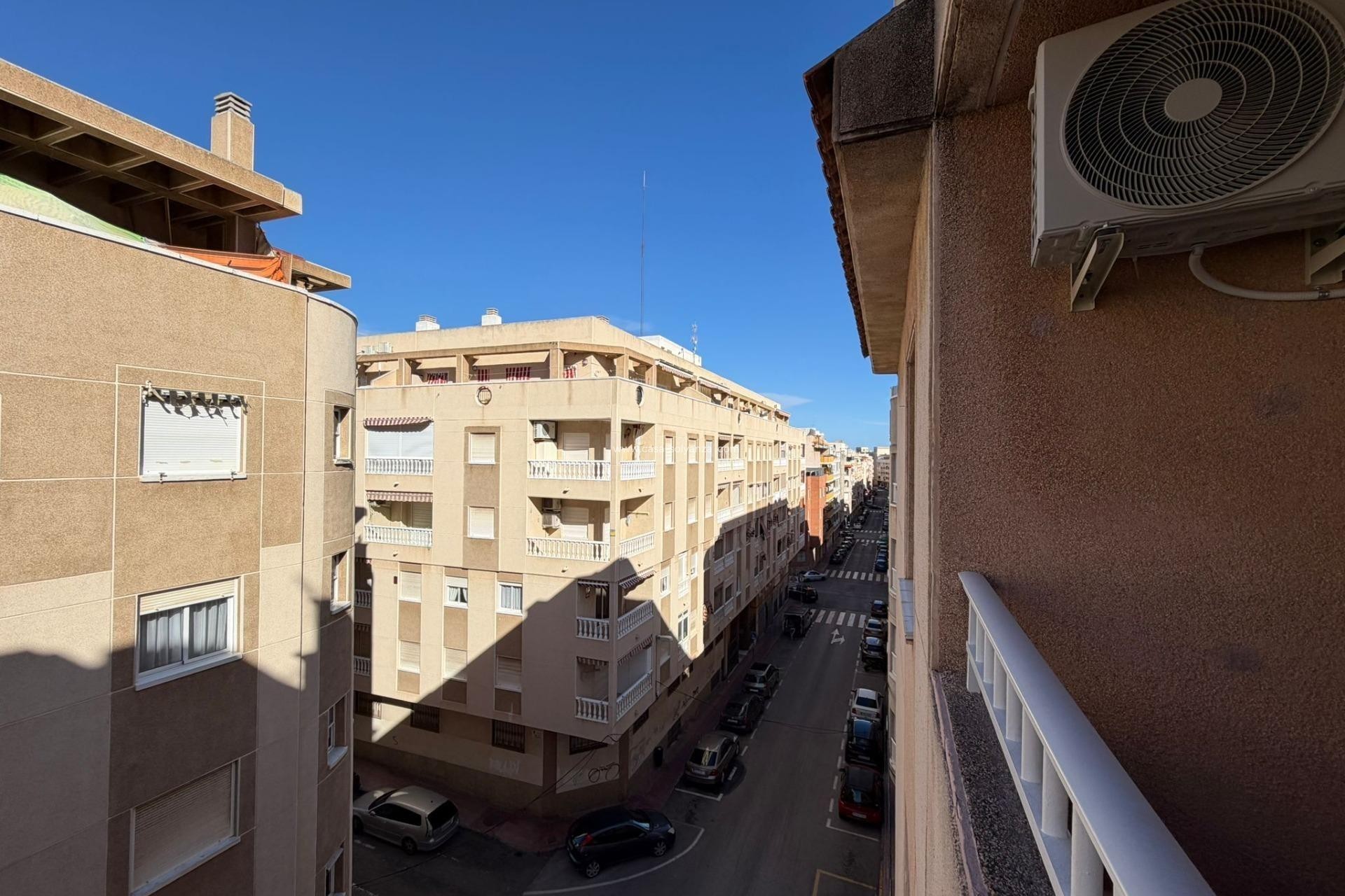 Wiederverkauf - Wohnung - Torrevieja - Playa de los Locos