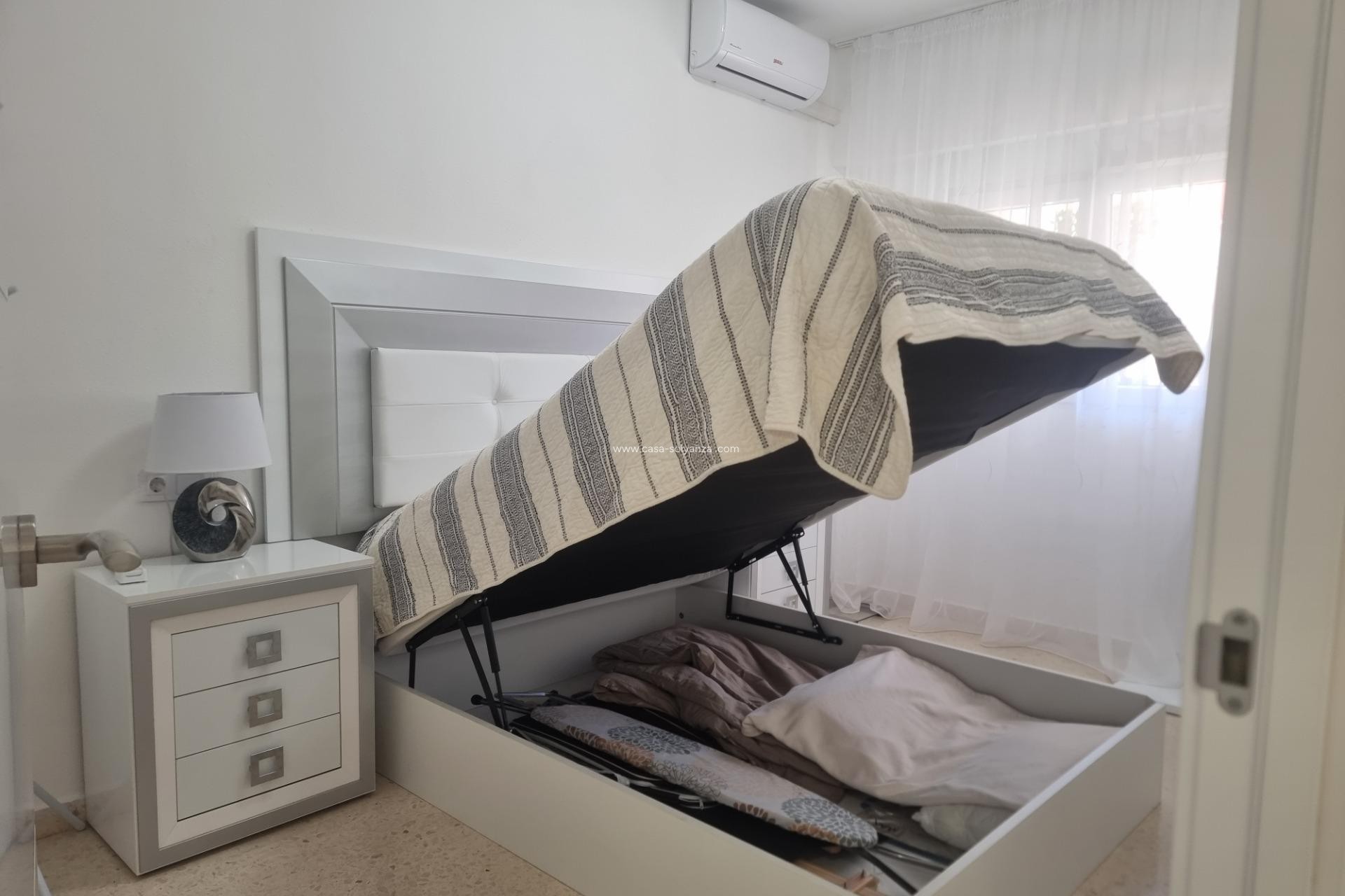 Wiederverkauf - Wohnung - Torrevieja - Playa de los Locos