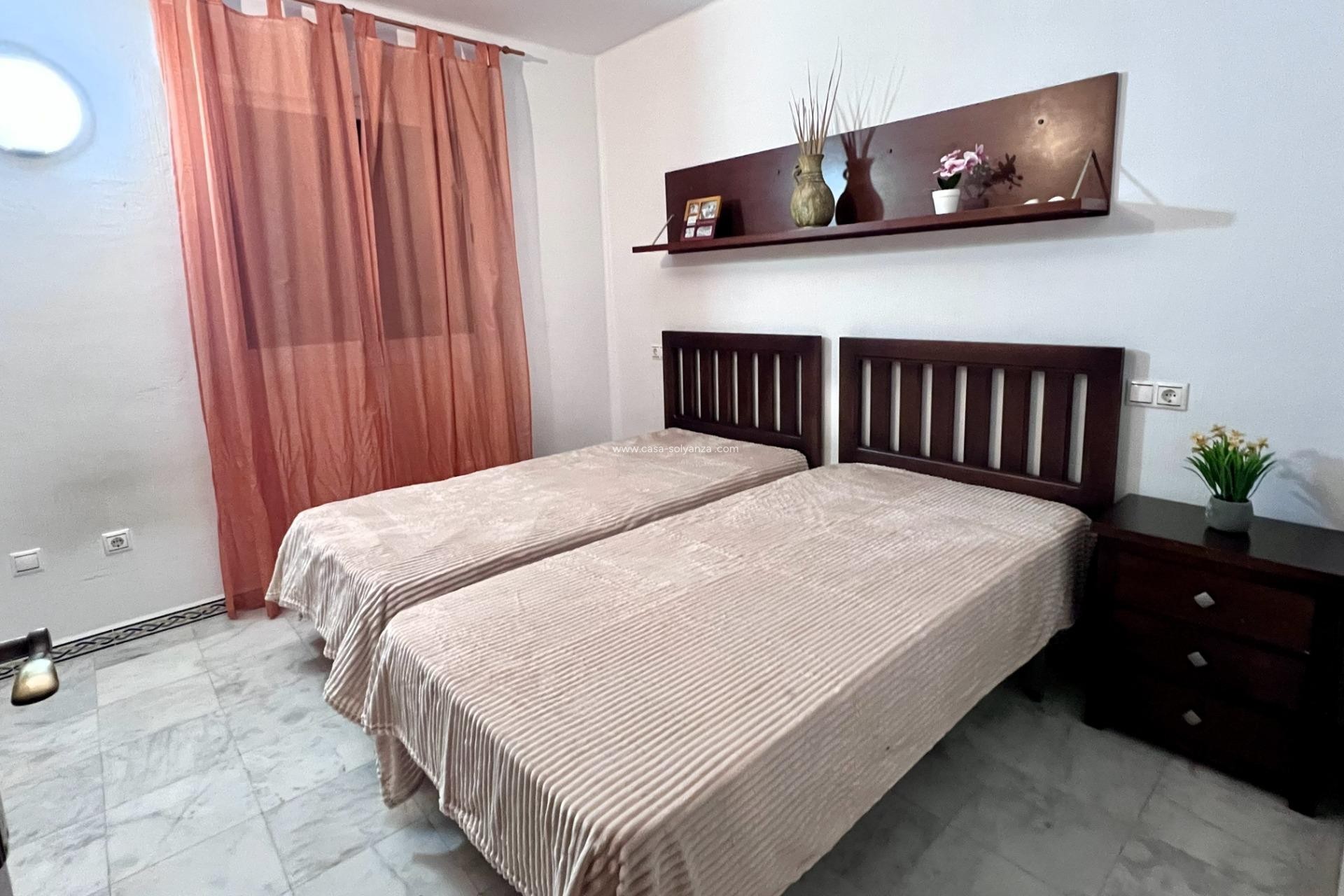 Wiederverkauf - Wohnung - Torrevieja - Playa de los Locos