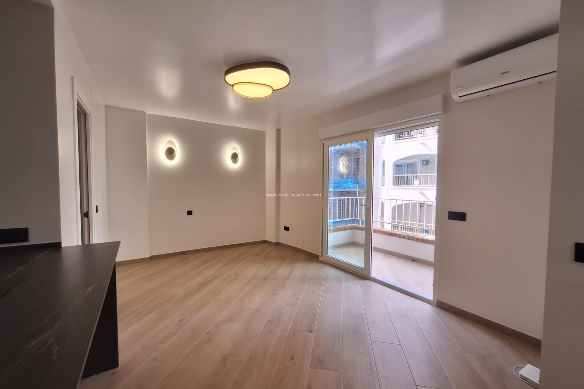 Wiederverkauf - Wohnung - Torrevieja - Playa de los Locos