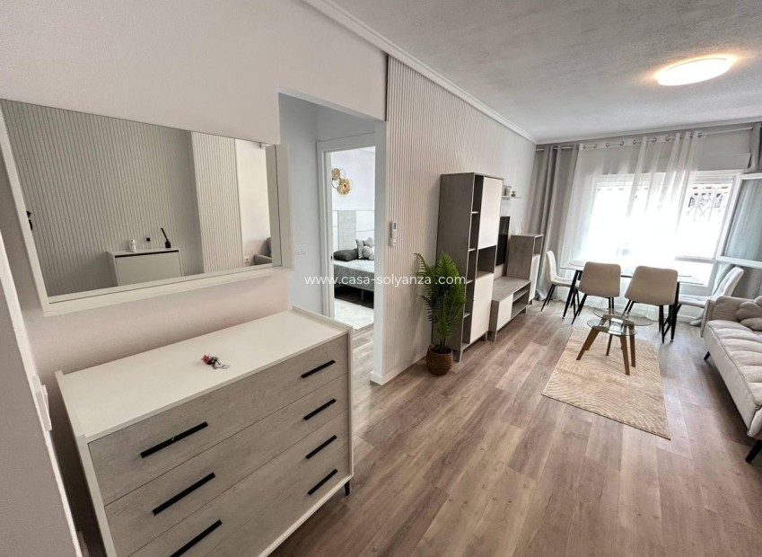 Wiederverkauf - Wohnung - Torrevieja - Playa de los Locos