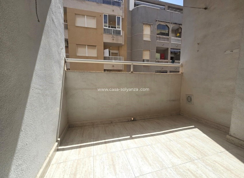 Wiederverkauf - Wohnung - Torrevieja - Playa de los Locos