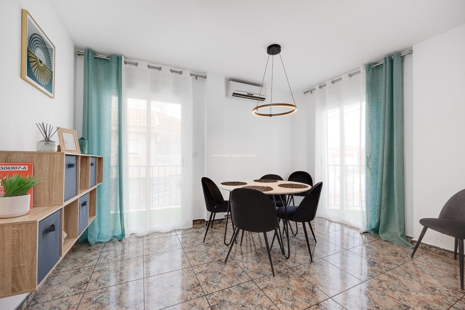 Wiederverkauf - Wohnung - Torrevieja - Playa De Los Naufragos