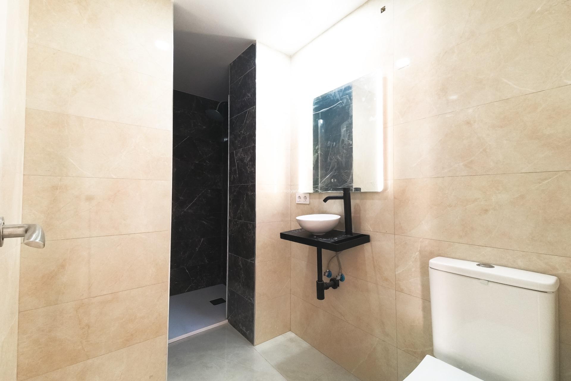 Wiederverkauf - Wohnung - Torrevieja - Playa De Los Naufragos