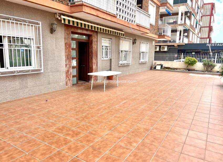 Wiederverkauf - Wohnung - Torrevieja - Playa De Los Naufragos
