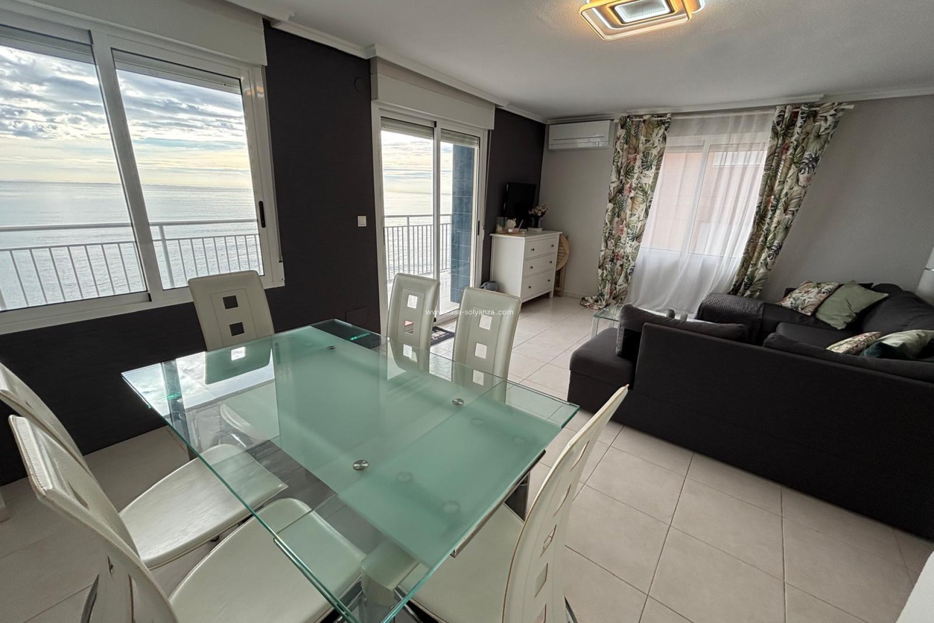 Wiederverkauf - Wohnung - Torrevieja - Playa De Los Naufragos
