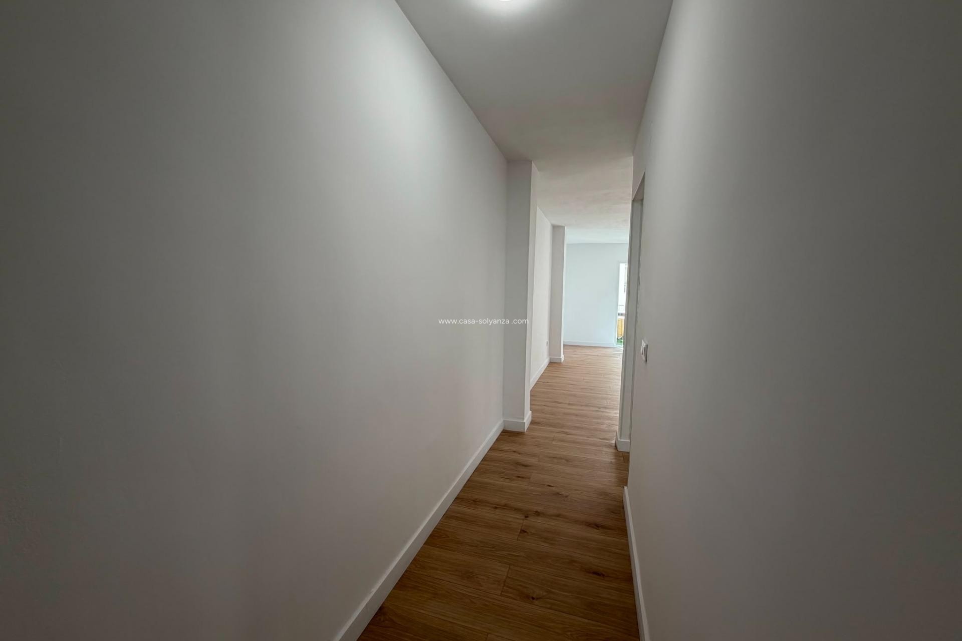Wiederverkauf - Wohnung - Torrevieja - Playa del Acequión