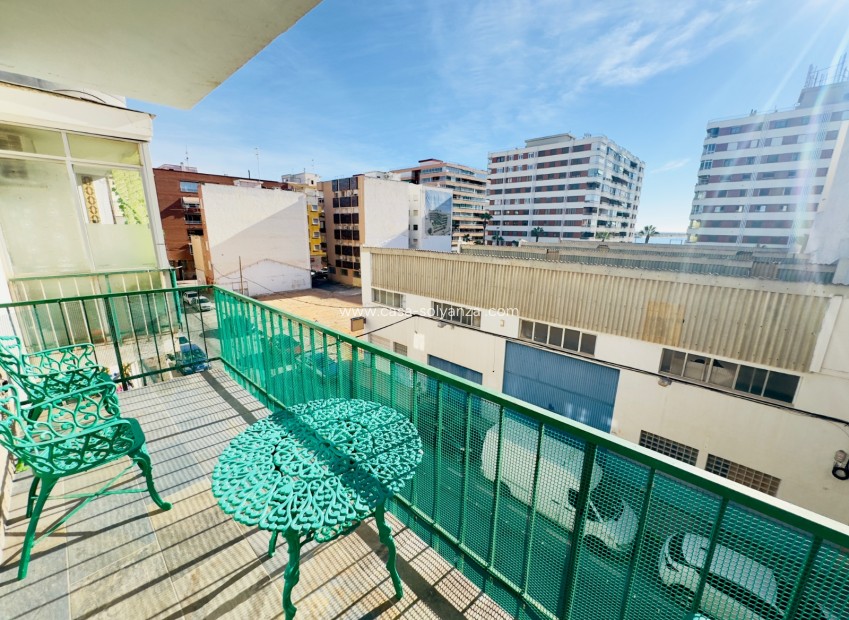 Wiederverkauf - Wohnung - Torrevieja - Playa del Acequión