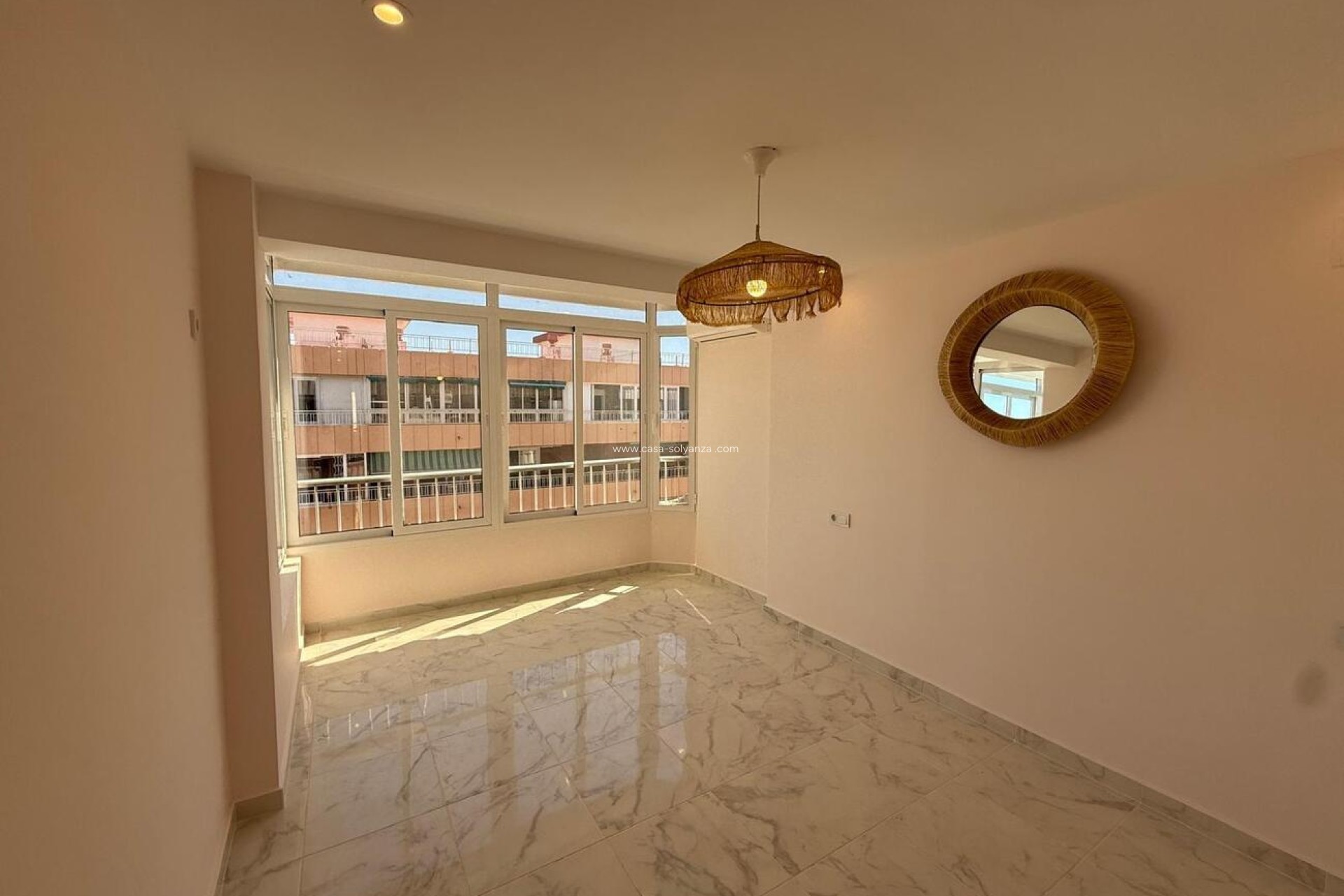 Wiederverkauf - Wohnung - Torrevieja - Playa del Acequión
