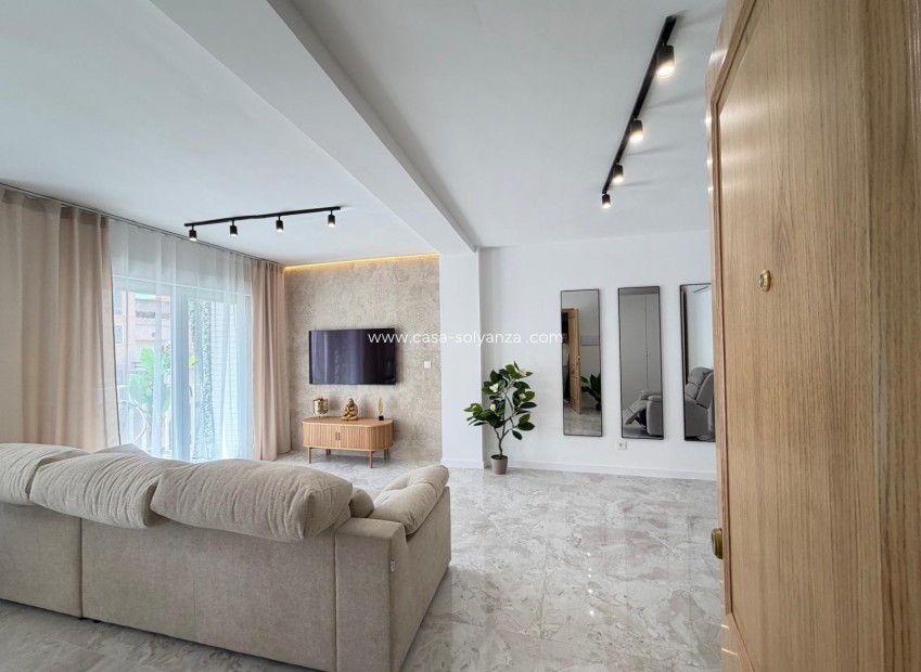 Wiederverkauf - Wohnung - Torrevieja - Playa del Cura