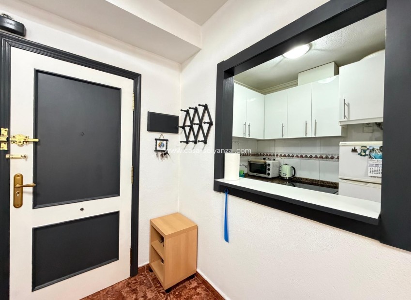 Wiederverkauf - Wohnung - Torrevieja - Playa del Cura