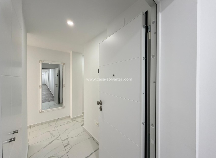 Wiederverkauf - Wohnung - Torrevieja - Playa del Cura