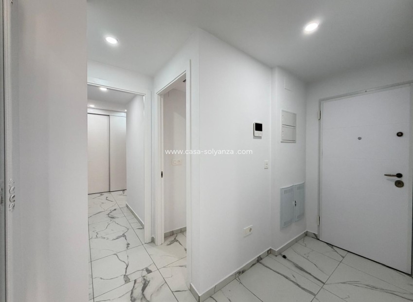 Wiederverkauf - Wohnung - Torrevieja - Playa del Cura