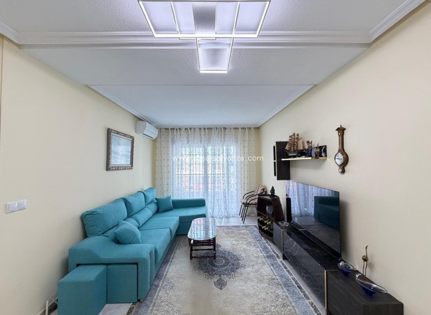 Wiederverkauf - Wohnung - Torrevieja - Playa del Cura