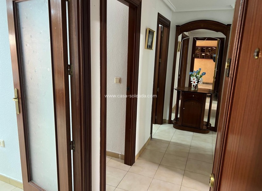 Wiederverkauf - Wohnung - Torrevieja - Playa del Cura