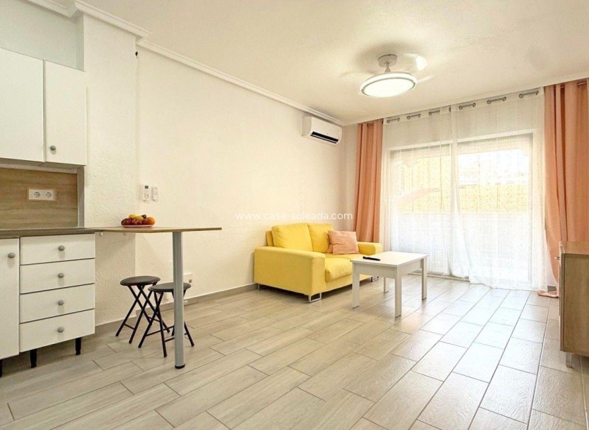 Wiederverkauf - Wohnung - Torrevieja - Playa del Cura
